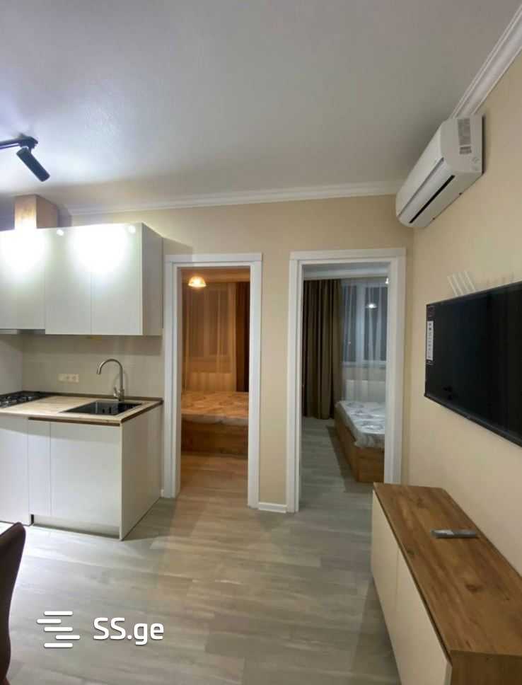 3 Room Flat For Rent. Batumi view 6