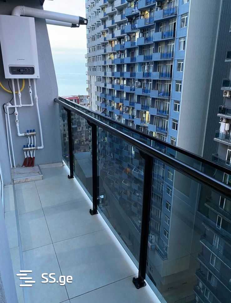 3 Room Flat For Rent. Batumi view 2