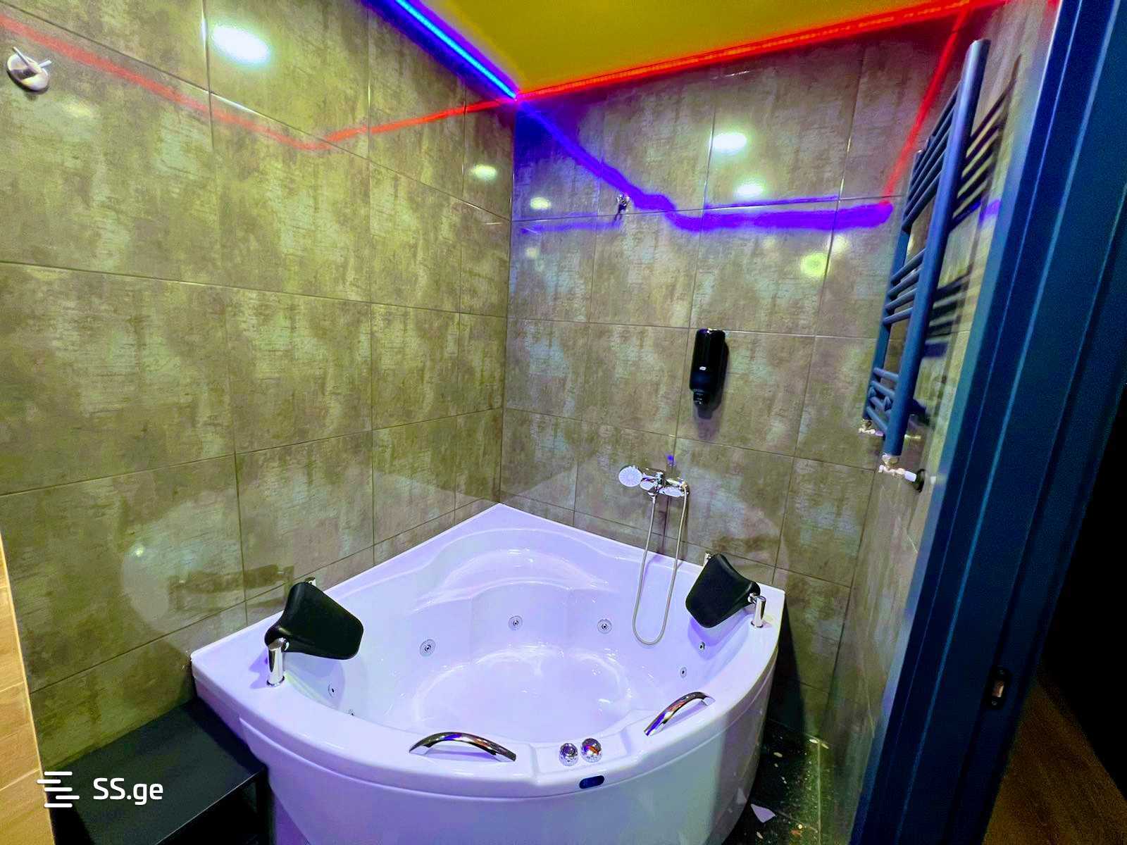1 room Flat Daily rent. Sanzona - Bild 6