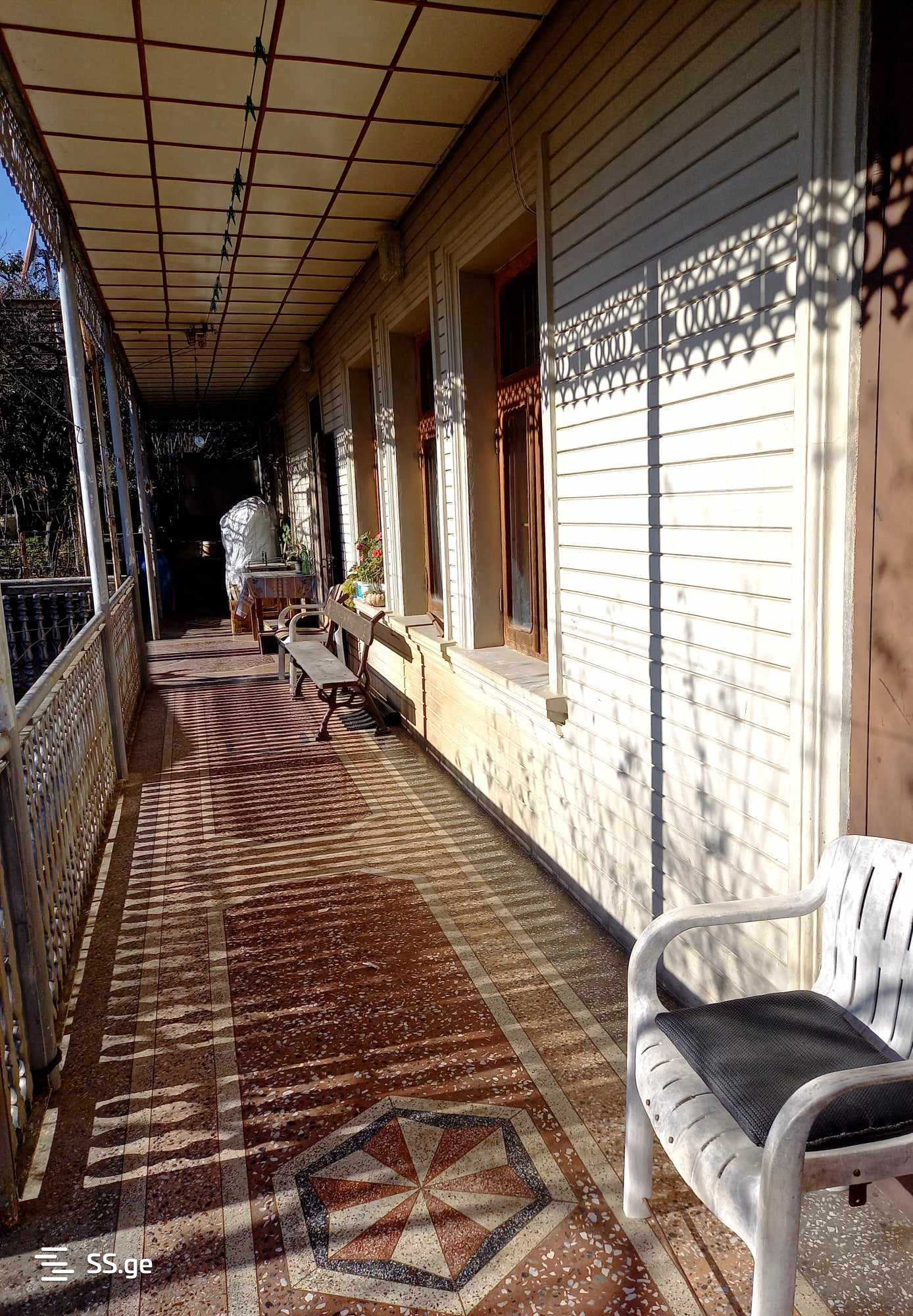 7 Room Private House For Sale view 2