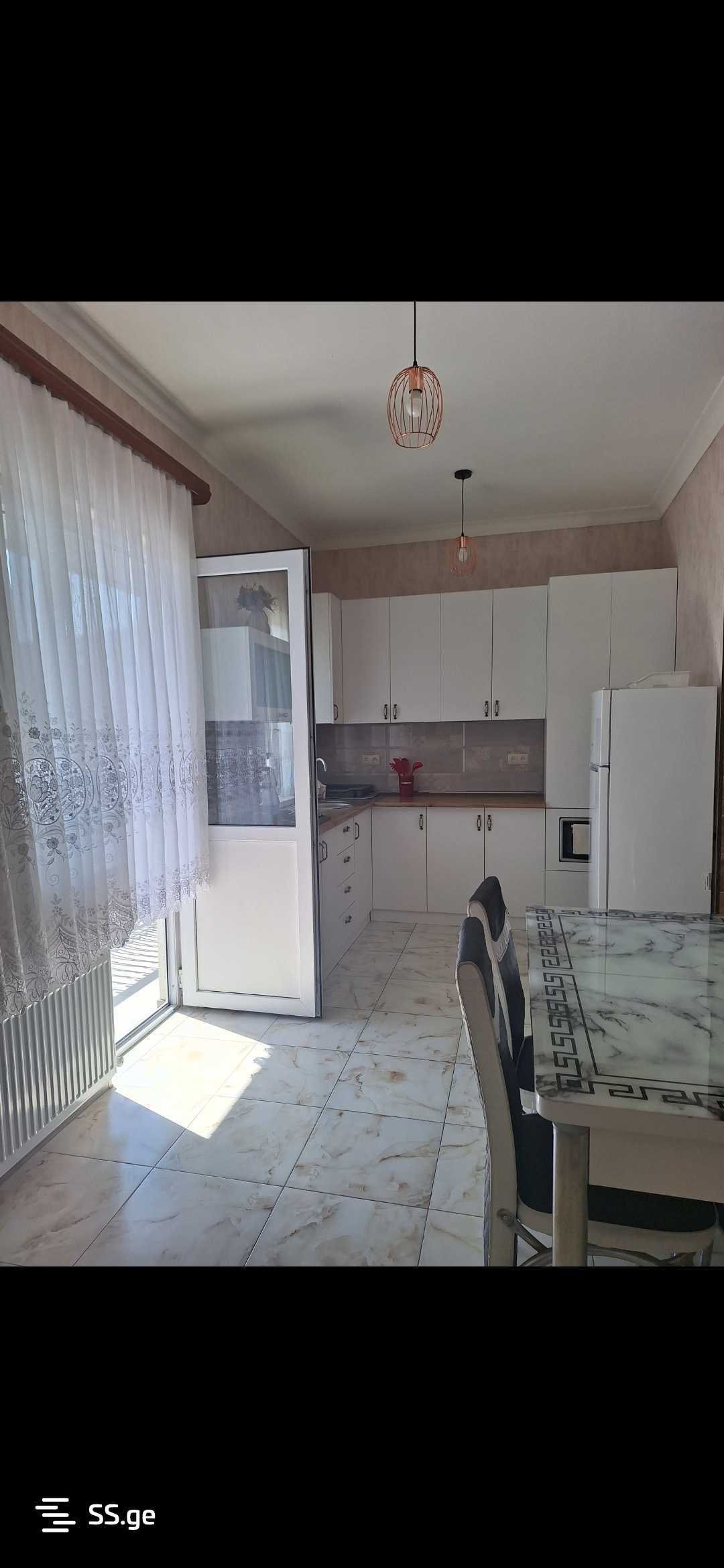 3 Room Flat Daily Rent. Gori view 10
