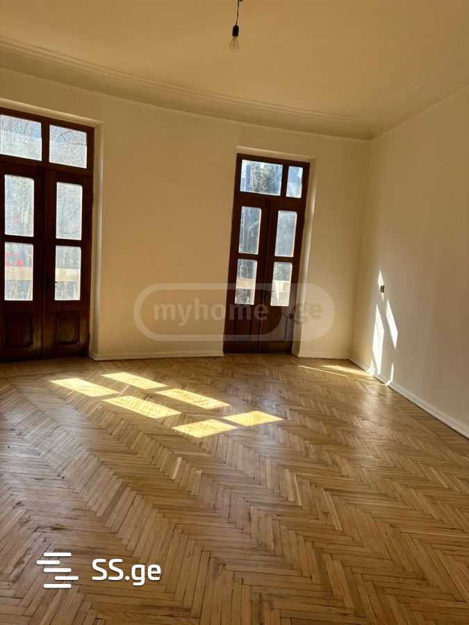 3 room Flat For Rent. Mtatsminda - Bild 2