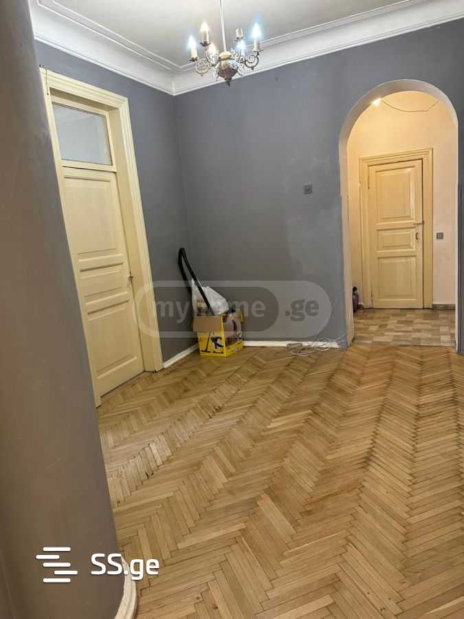3 room Flat For Rent. Mtatsminda - Bild 4