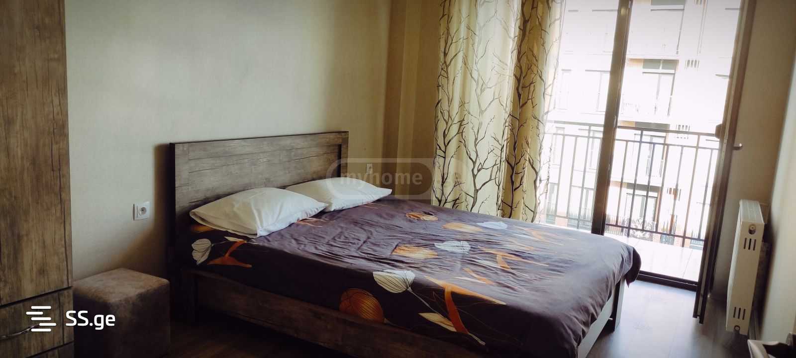 2 Room Flat Daily Rent. Didi Digomi view 3