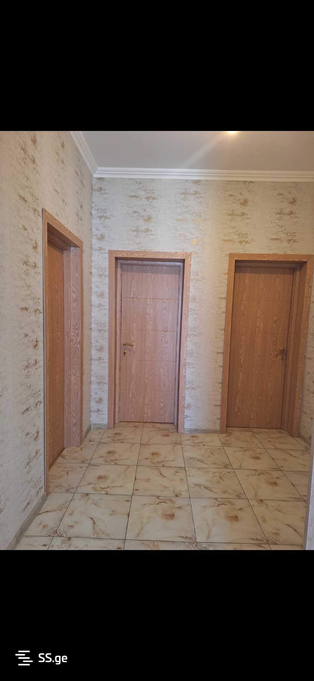 3 Room Flat Daily Rent. Gori view 5