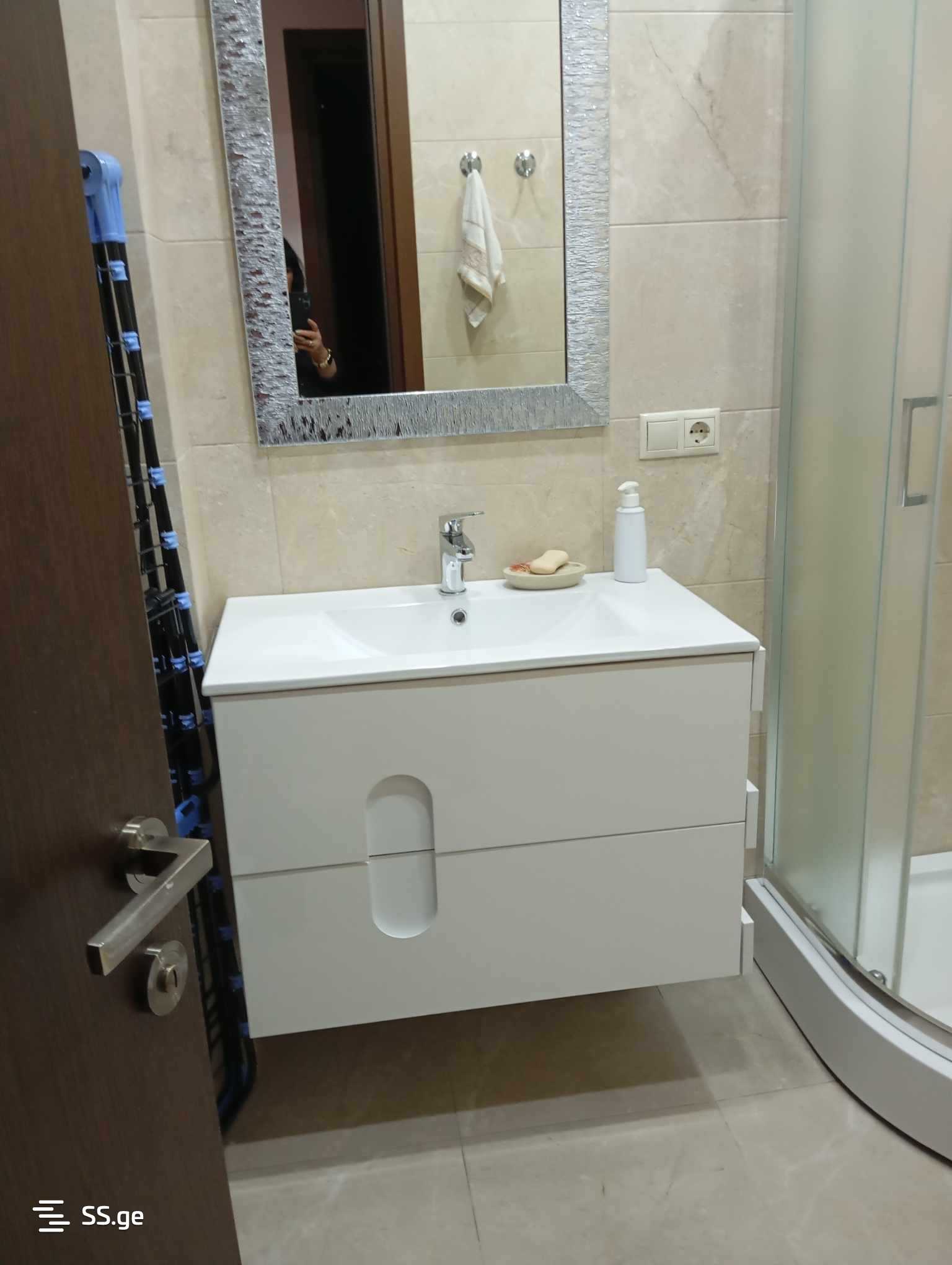 3 Room Flat For Sale view 9