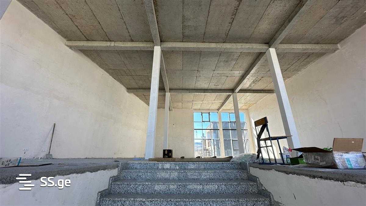 Store-Industrial Property For Rent. Didi Digomi view 2