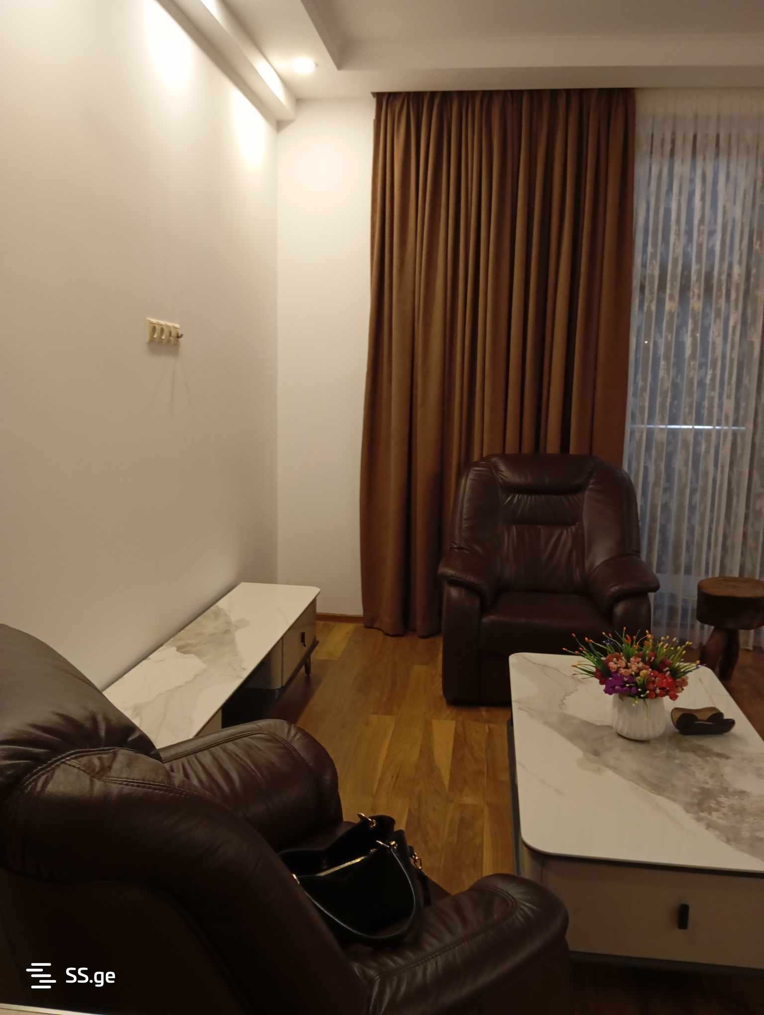3 Room Flat For Sale view 5