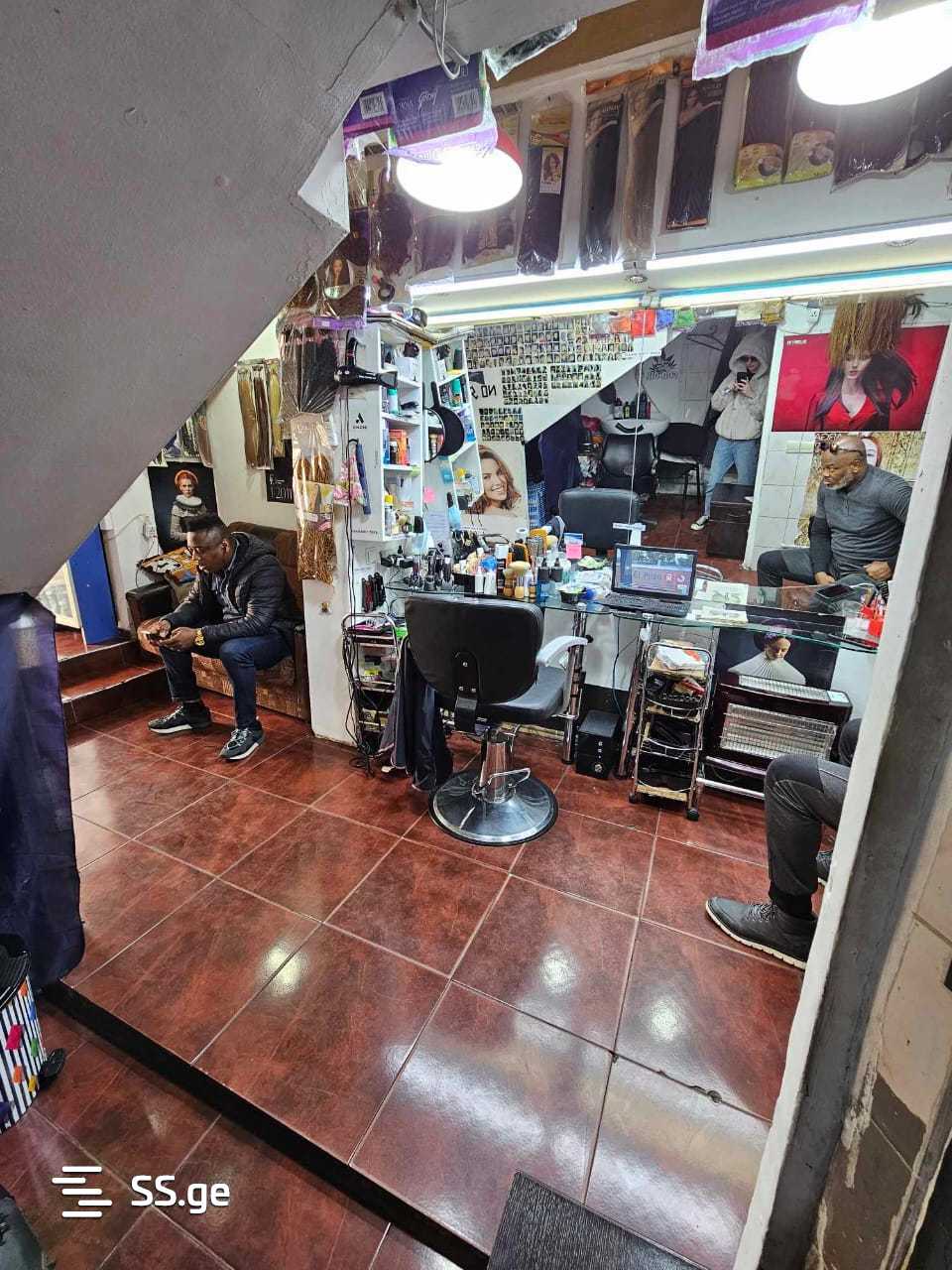 Shopping Property For Sale. Chugureti view 3