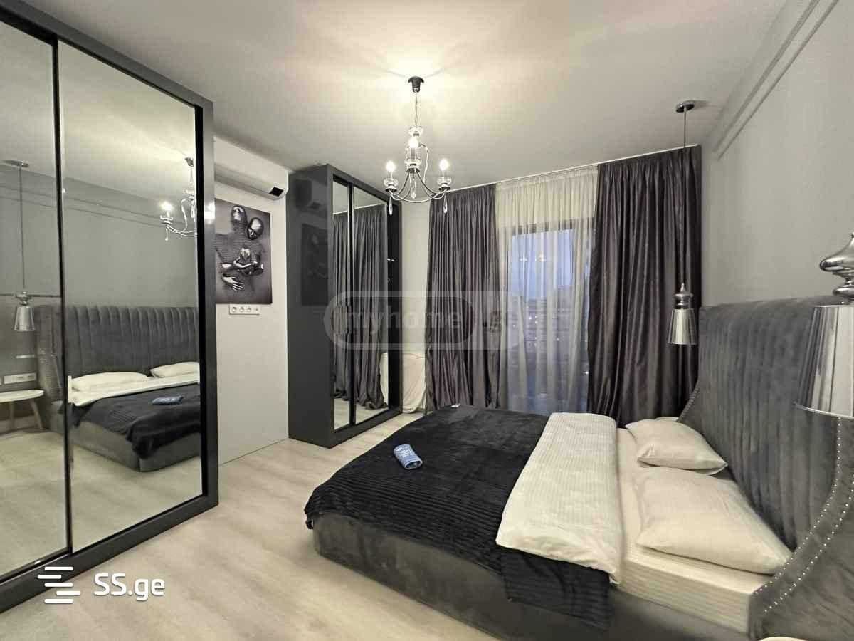 3 Room Flat Daily Rent. Saburtalo view 8