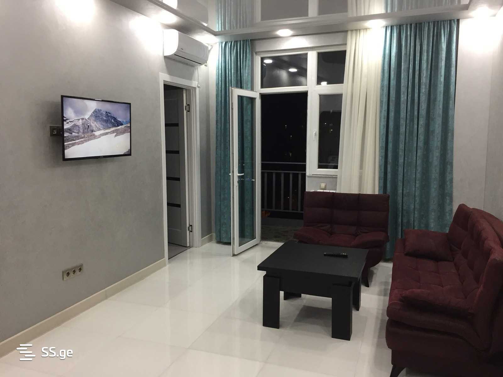 2 Room Flat For Rent. Batumi view 2