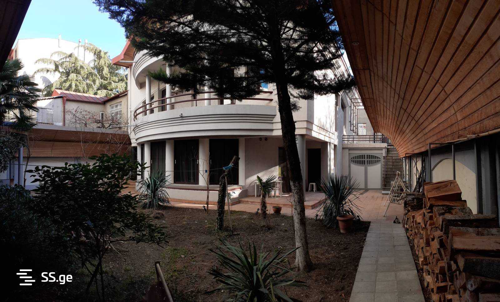 7 Room Private House For Sale, 1 of 4