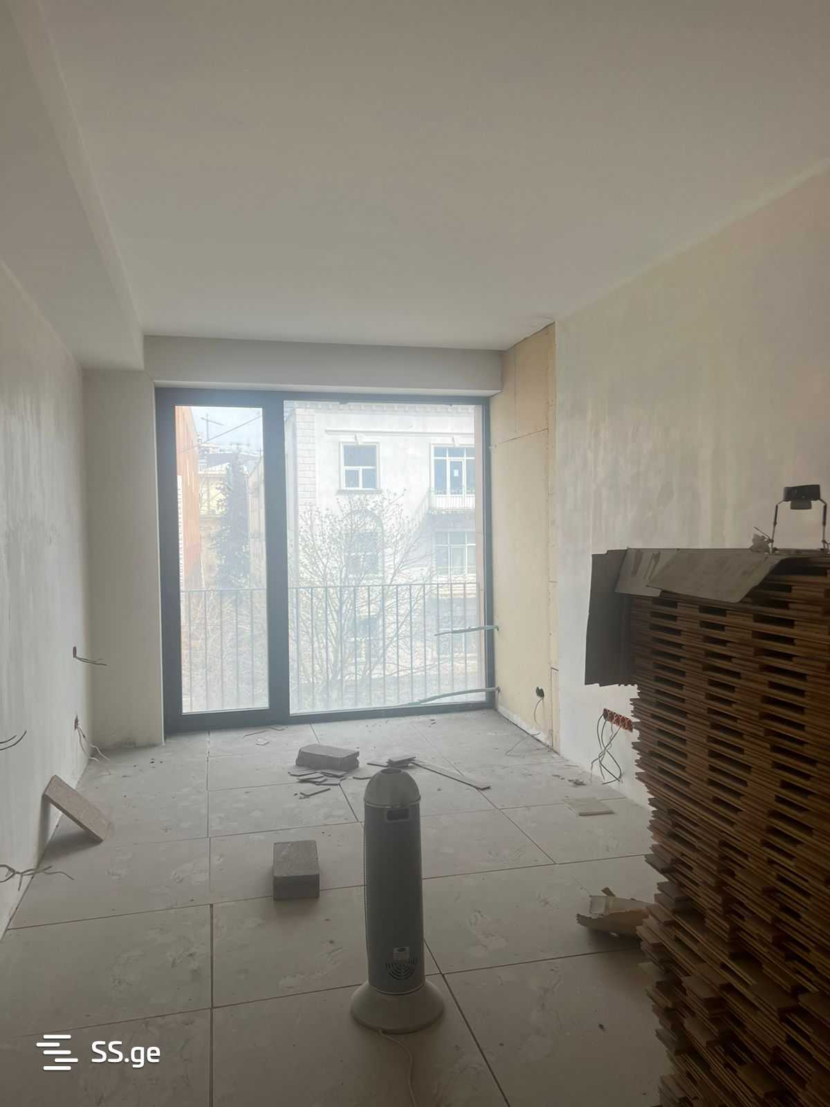Продажа 4-комната Квартира view 5
