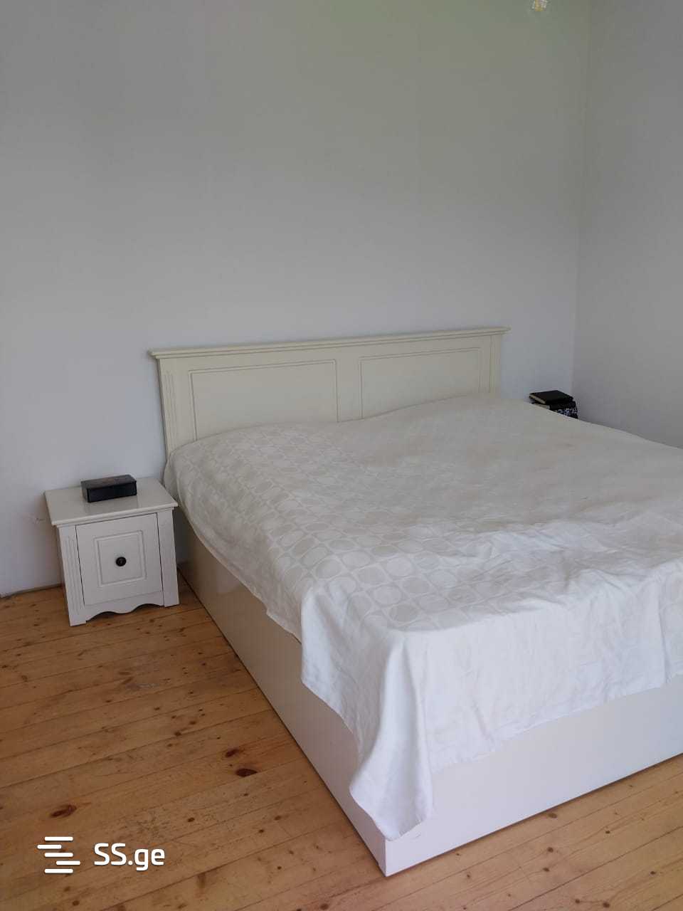 5 Room Private House For Sale view 2