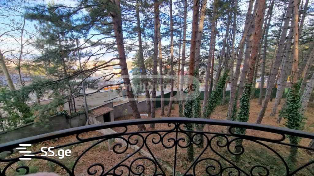 6 Room Private House For Sale view 5