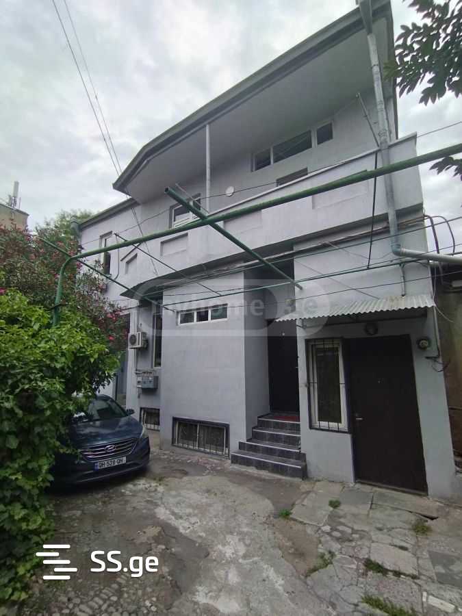 10 Room Private House For Rent. Chugureti view 7