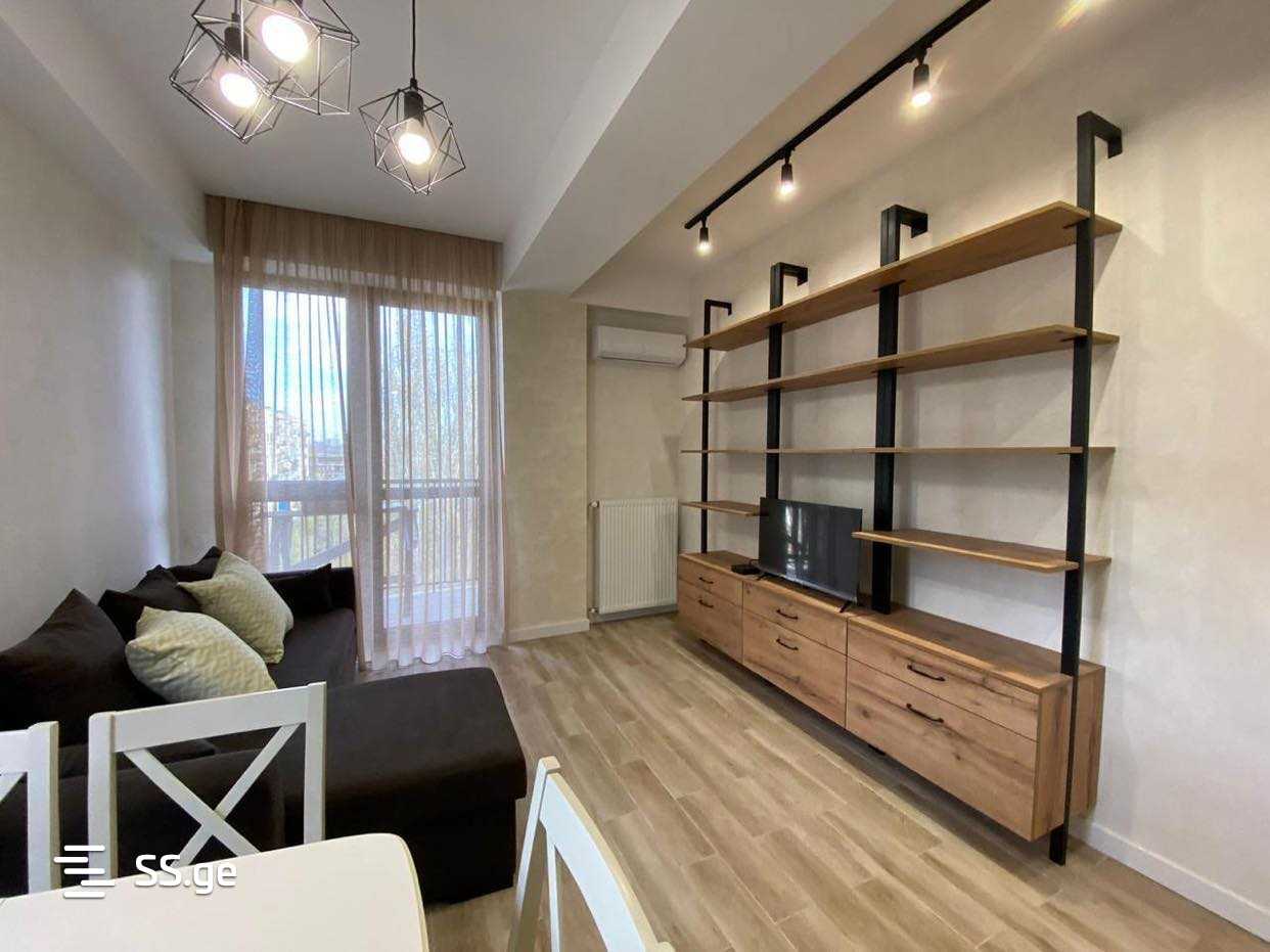 2 Room Flat For Rent. Isani view 1