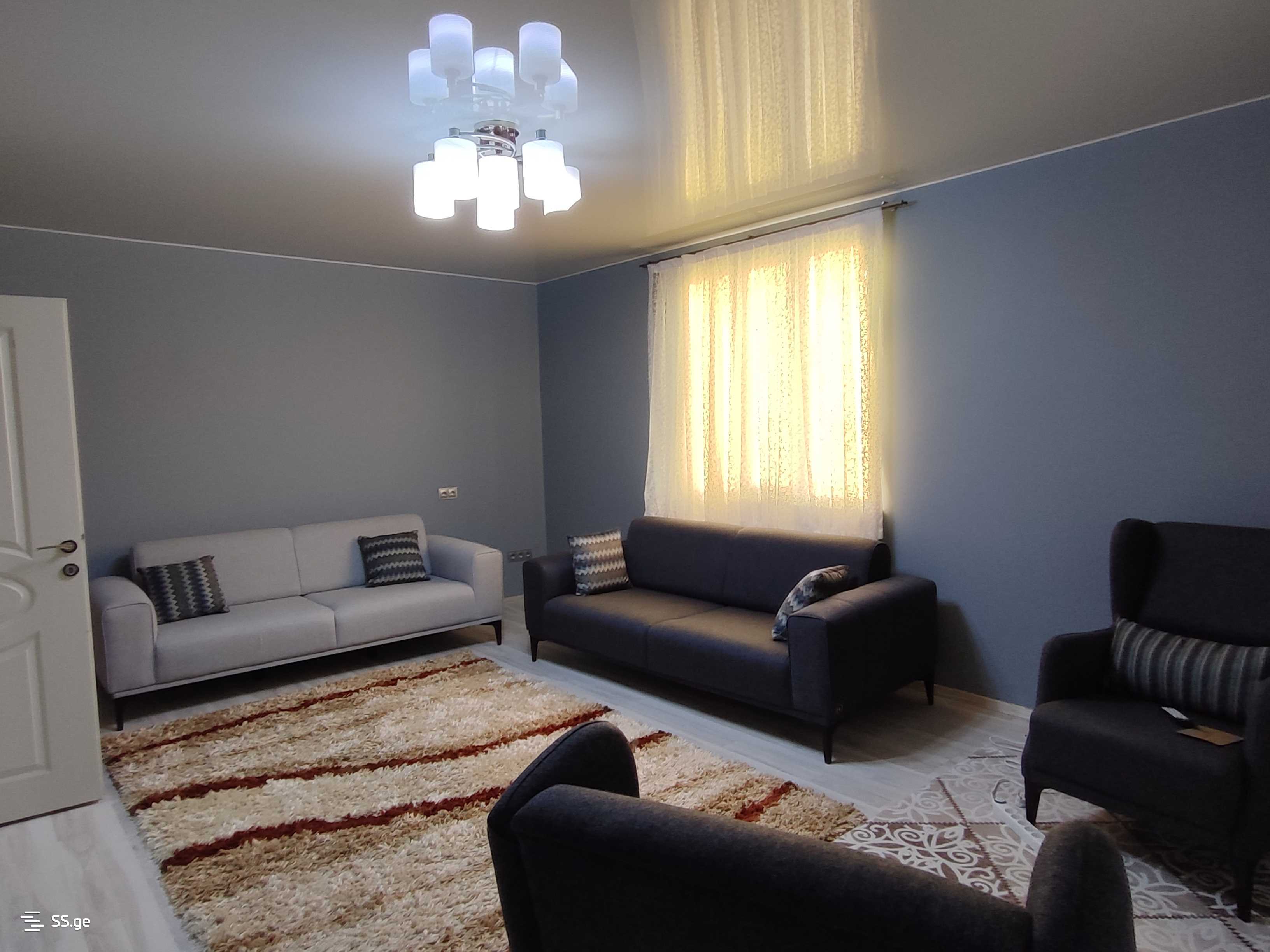 9 Room Private House For Sale view 3