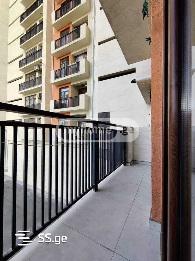 2 Room Flat Daily Rent. Didi Digomi view 11