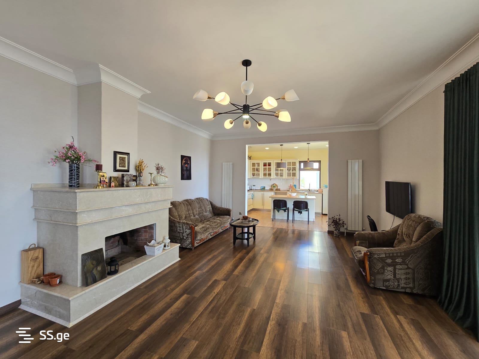 4 Room Private House For Sale view 3
