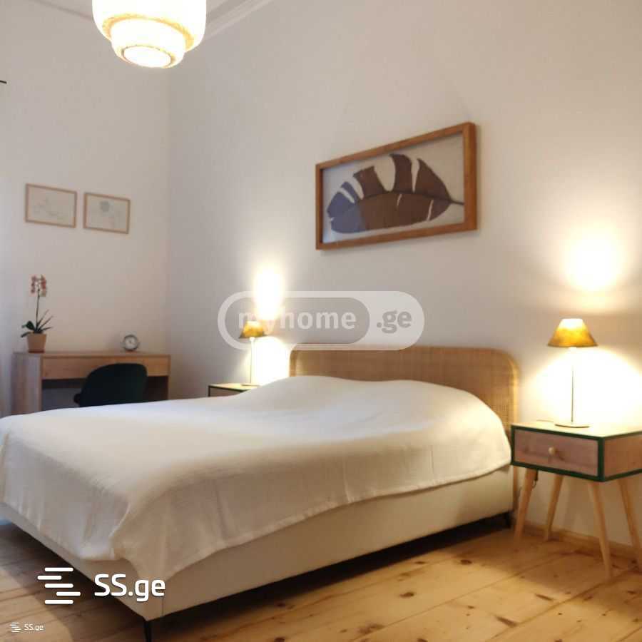 2 Room Flat For Rent. Mtatsminda view 1