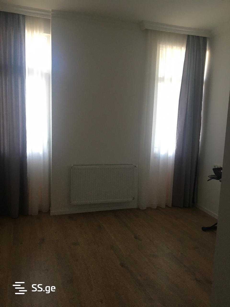 3 Room Flat For Rent. Didube view 8