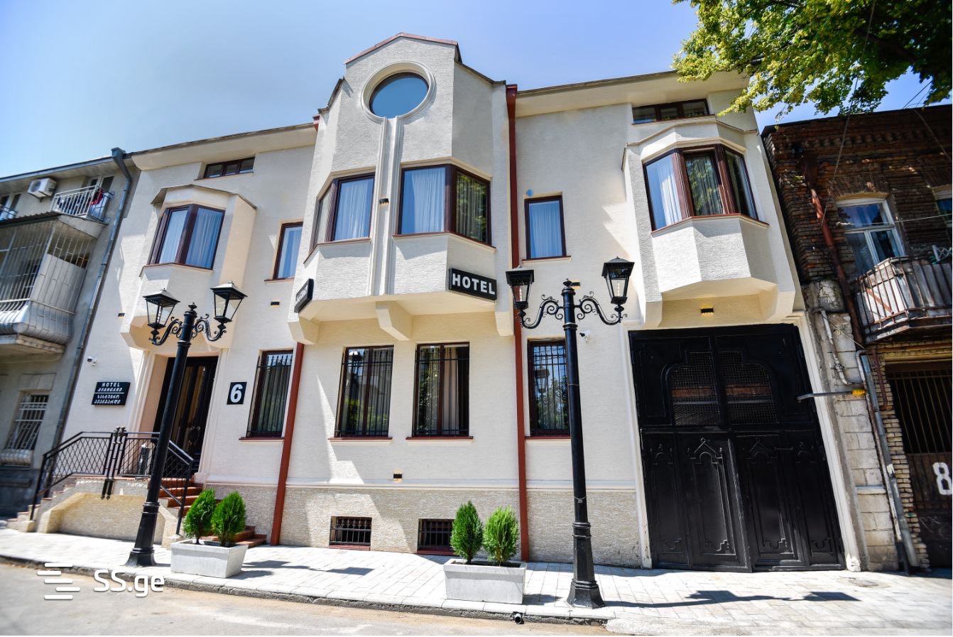 22 Room Hotel For Sale, 2 of 4