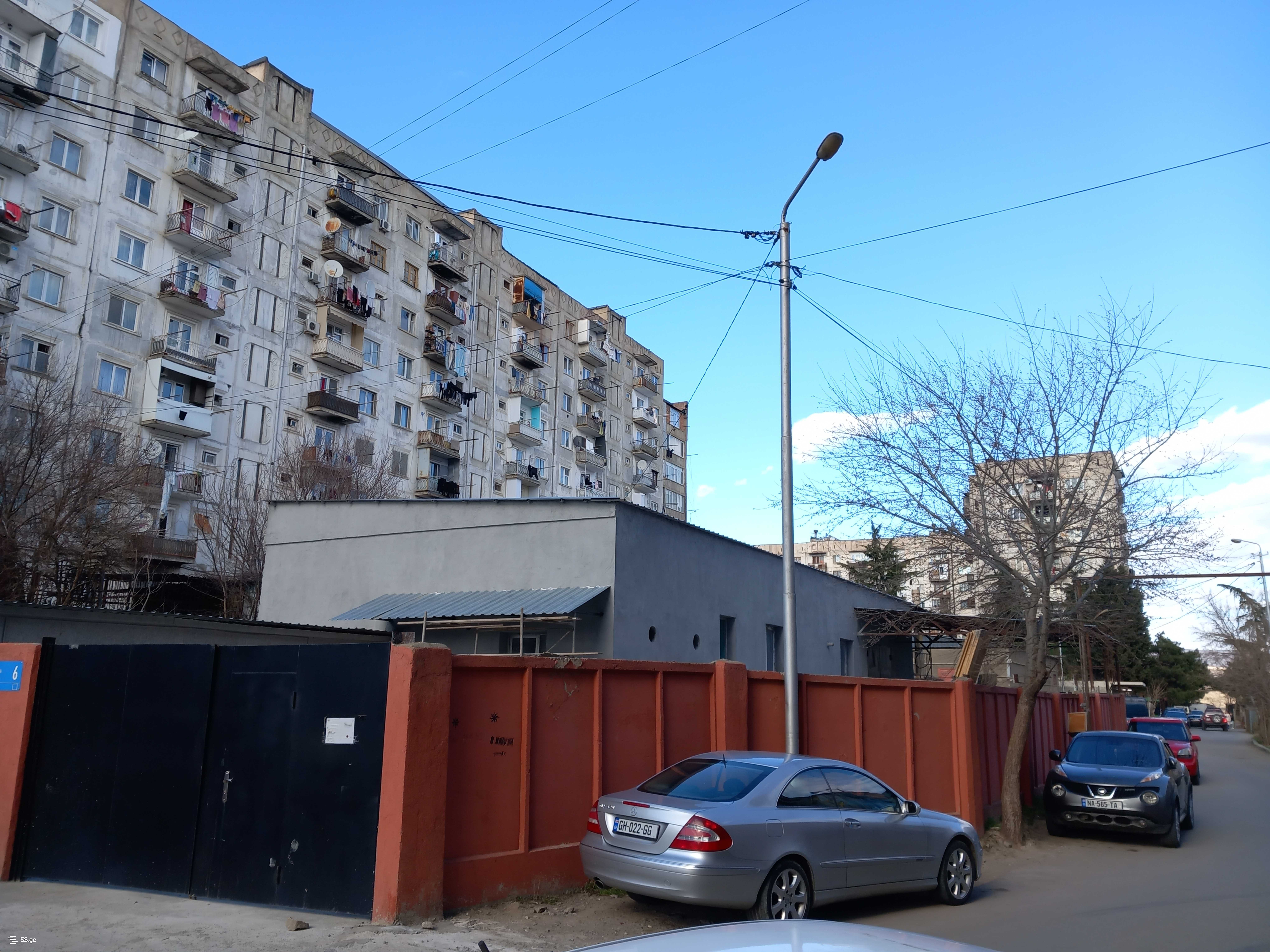 Store-Industrial Property For Rent. Vazisubani view 1