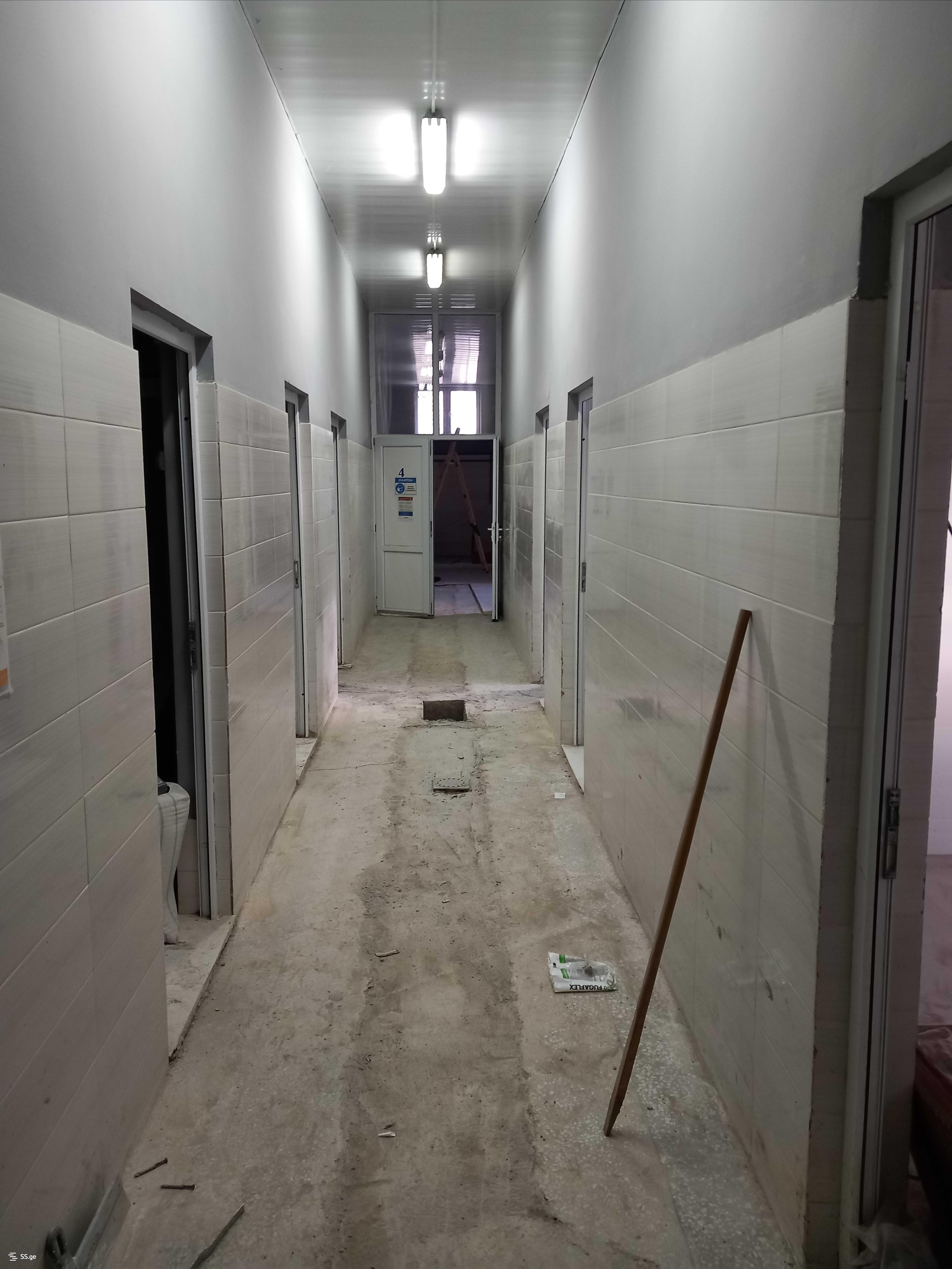 Store-Industrial Property For Rent. Vazisubani view 7