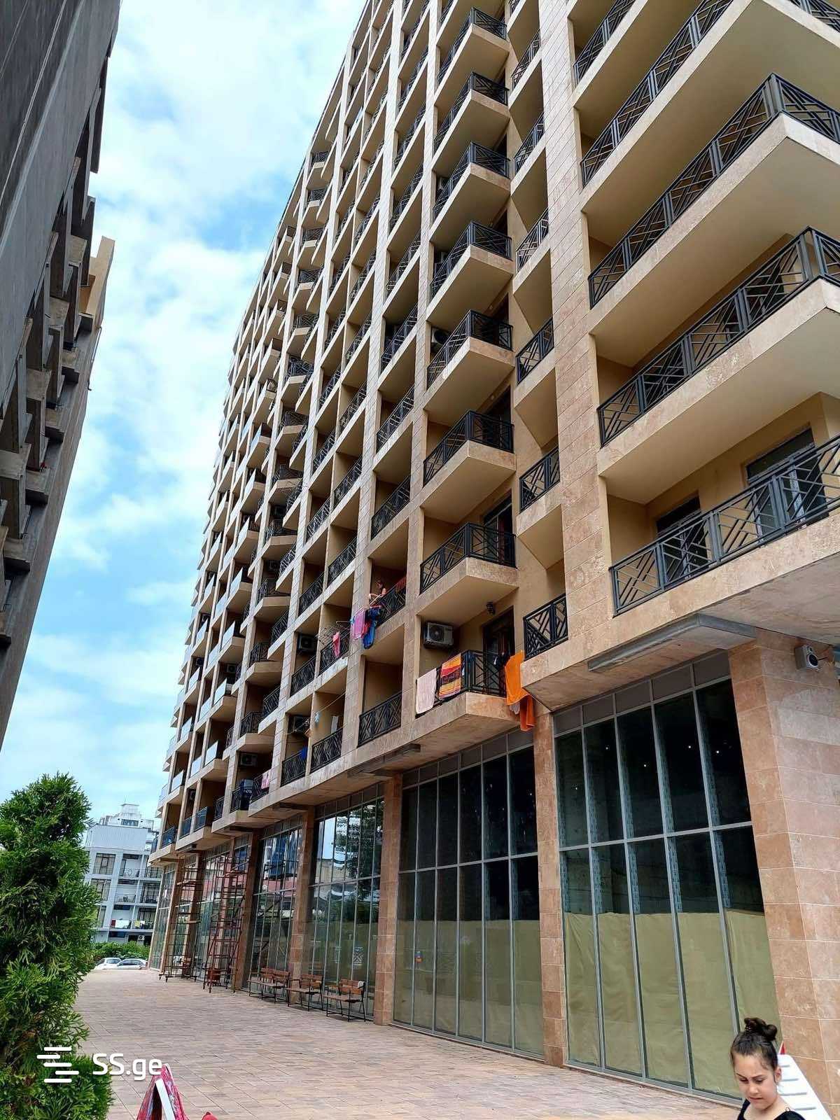 2 Room Flat For Sale view 3