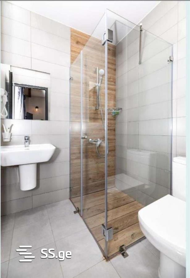 14 Room Hotel For Sale view 4