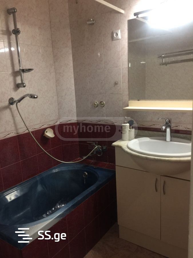 3 Room Flat For Rent. Chugureti view 6