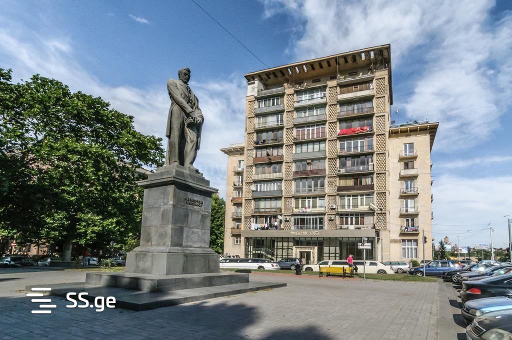 3 Room Flat For Rent. Chugureti view 8