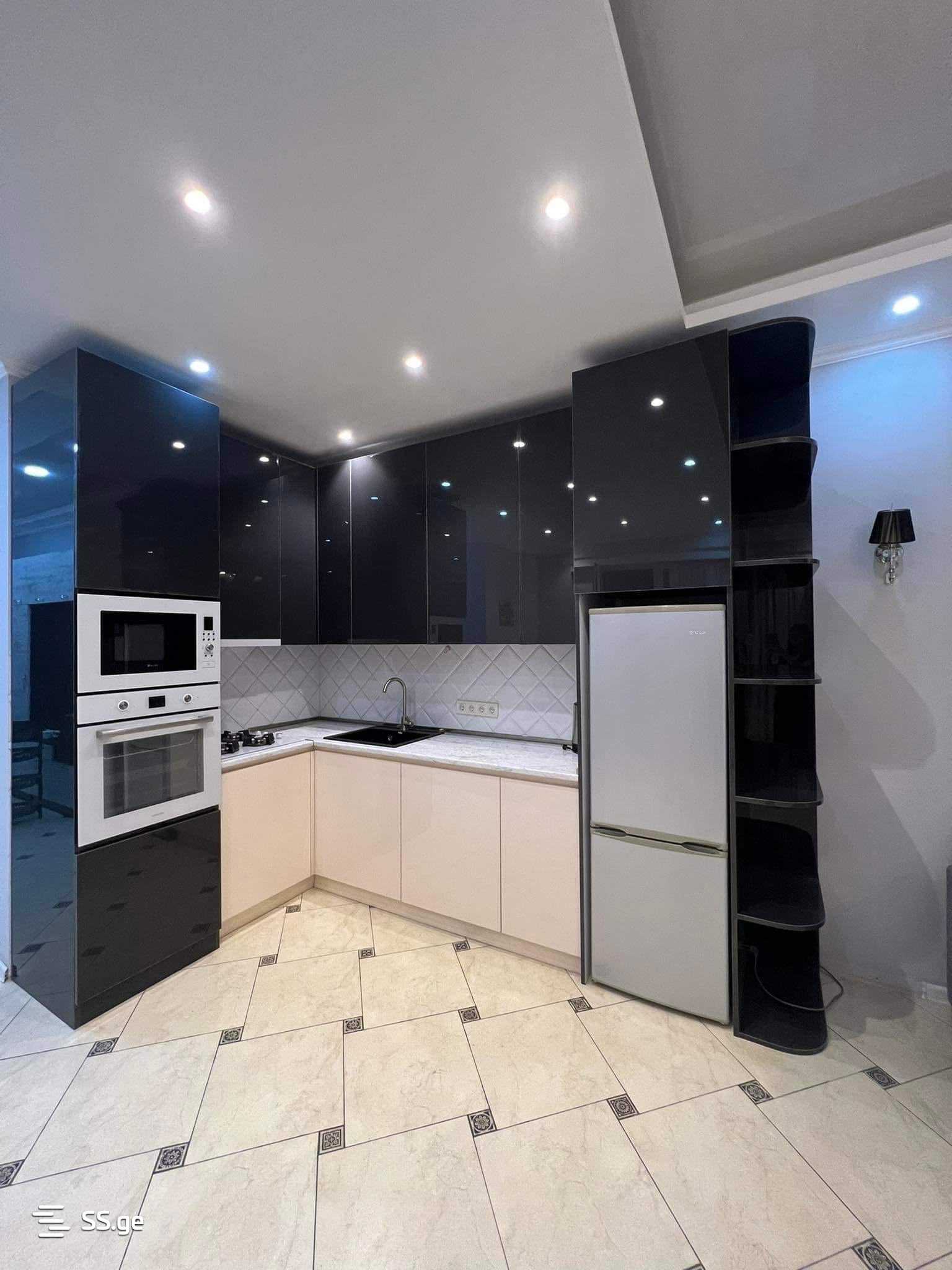 4 Room Flat For Rent. Saburtalo, 8 of 12