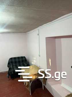 1 Room Private House For Rent. Navtlugi view 3