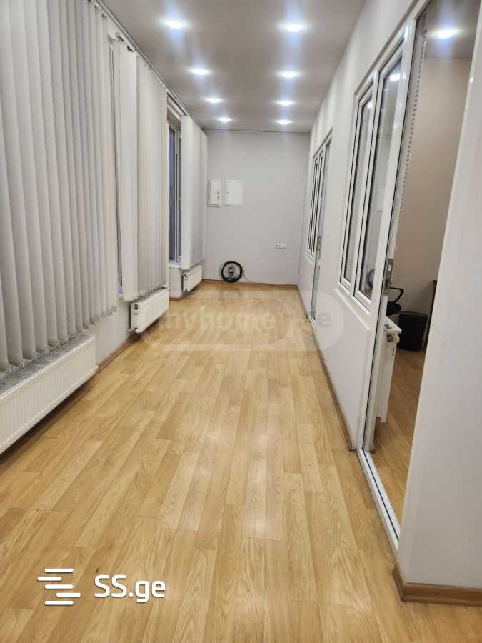 4 room Flat For Rent. Mtatsminda - Bild 4