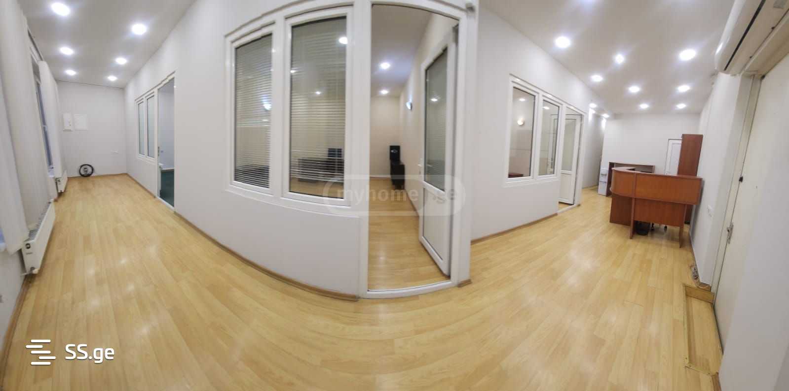 4 room Flat For Rent. Mtatsminda - Bild 3