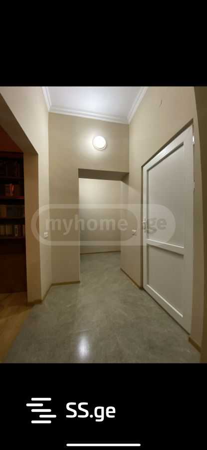 3 Room Flat For Rent. Vera view 8