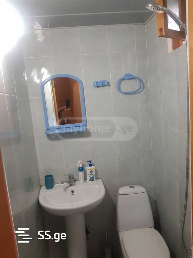 2 Room Flat For Rent. Vera view 8
