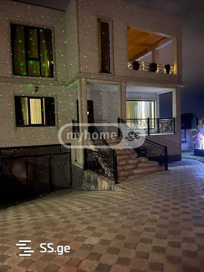 8 Room Private House Daily Rent. Gldani view 4