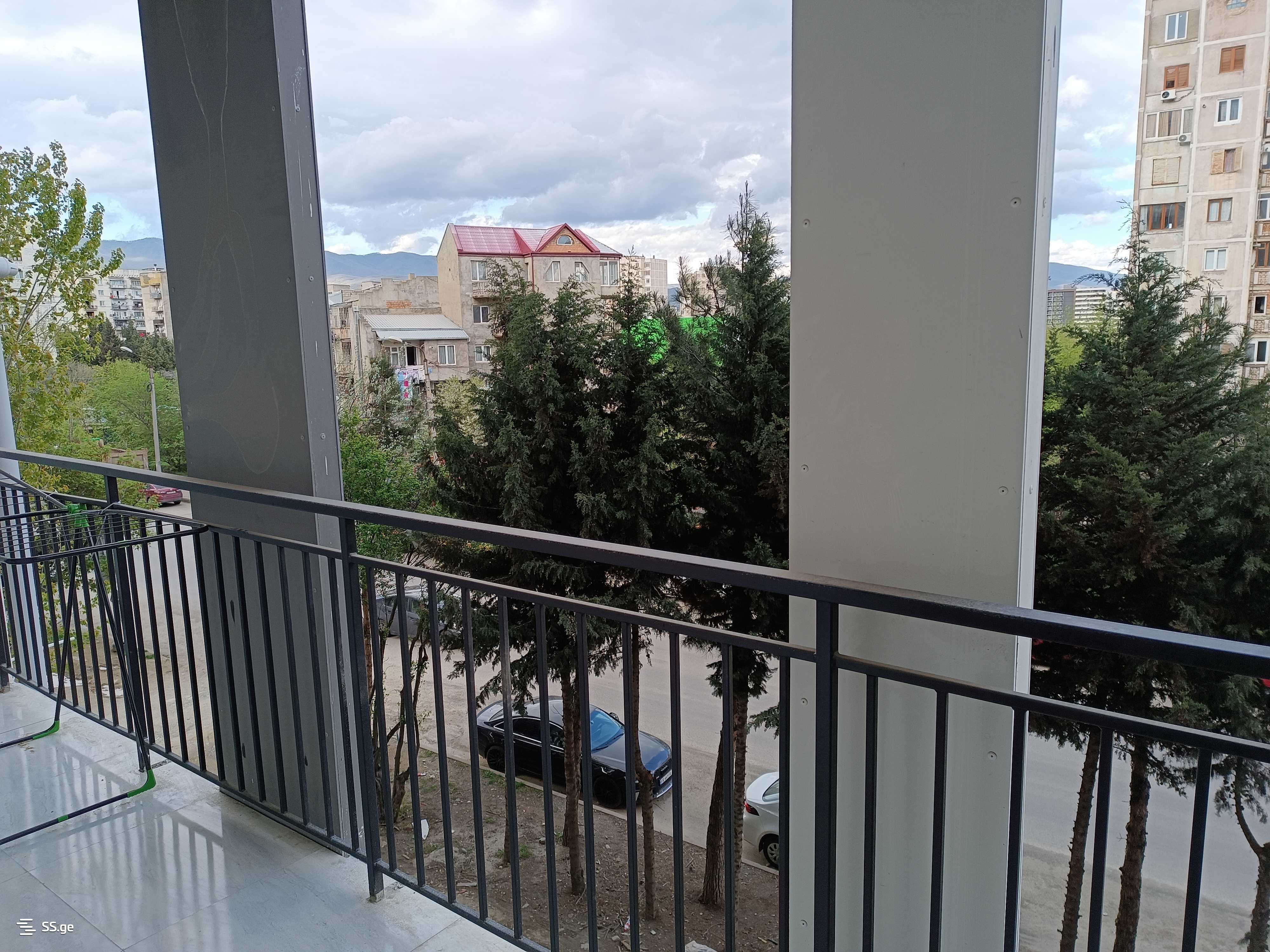 2 Room Flat For Rent. Didi Digomi view 9