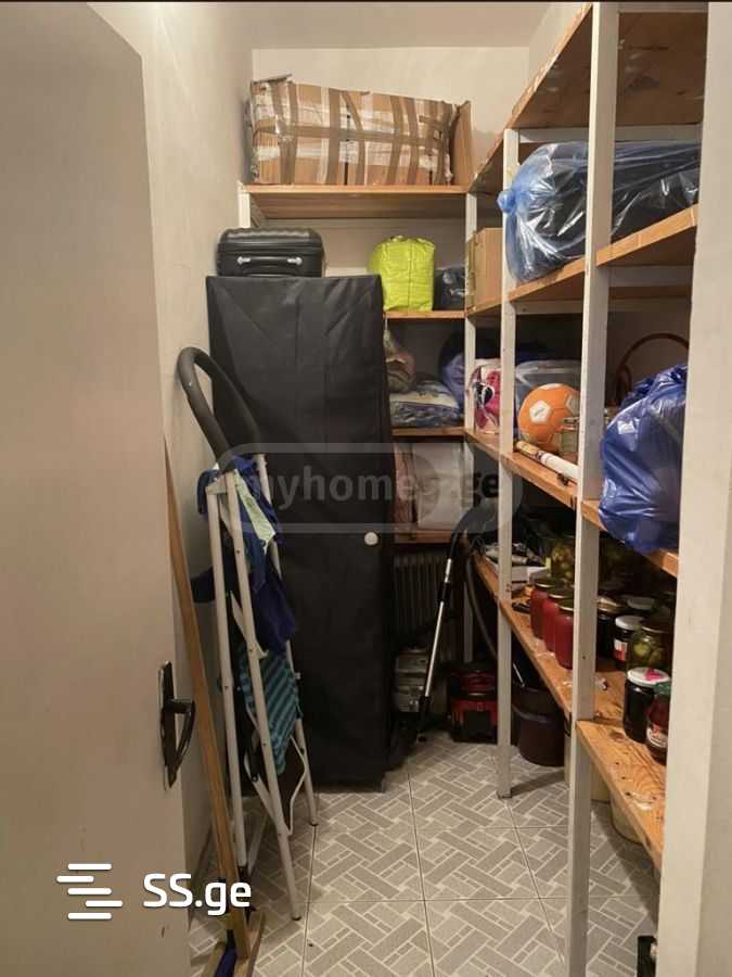 4 Room Flat For Sale view 3