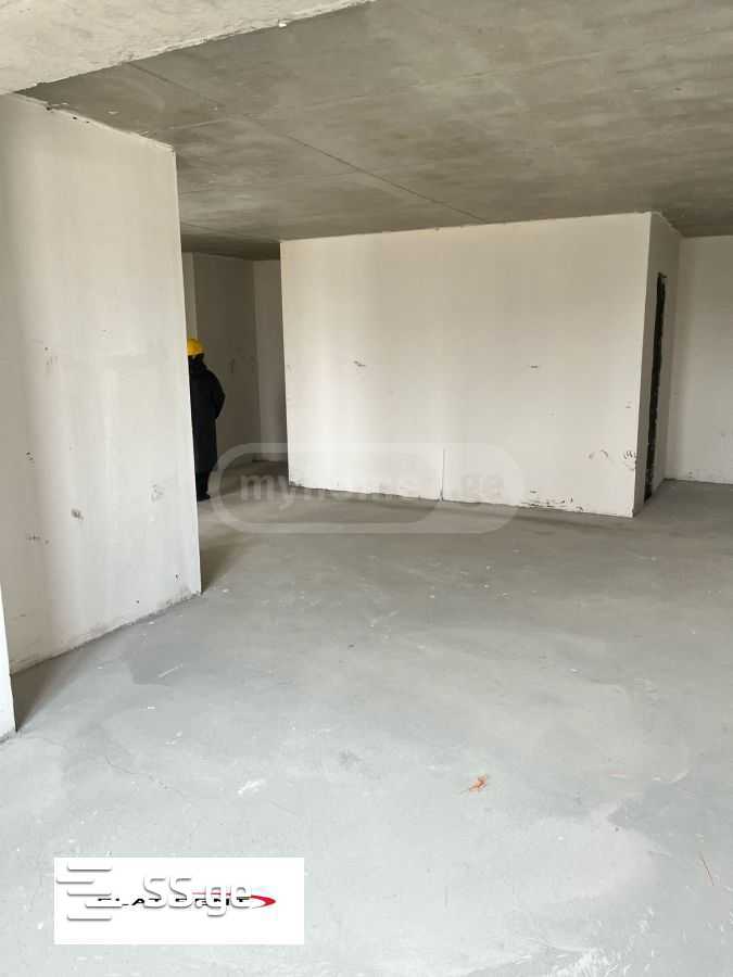 4 Room Flat For Sale view 8