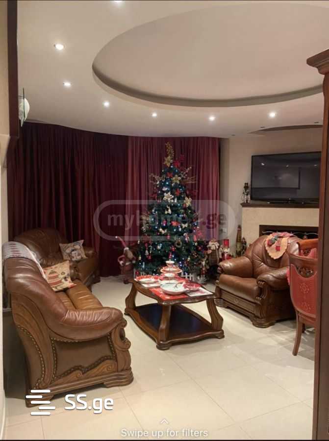 4 Room Flat For Sale view 2