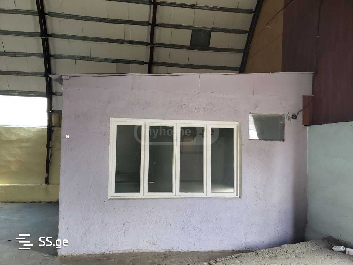 Store-Industrial Property For Rent. Afrika view 5