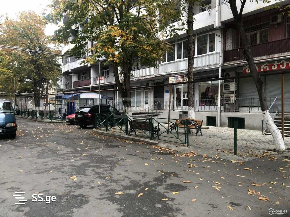 2 Room Flat For Rent. Didube view 12