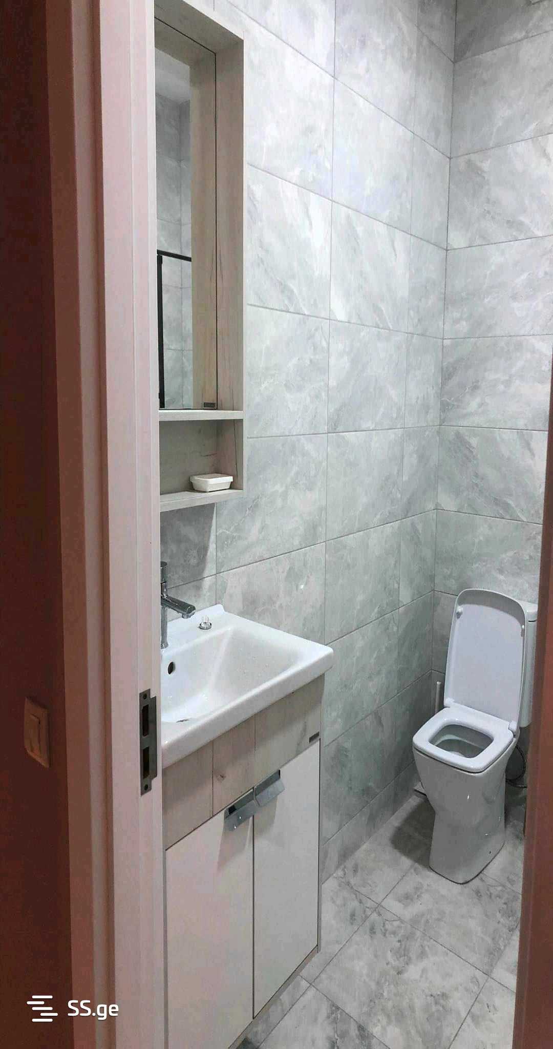 2 Room Flat Daily Rent. Digomi view 2