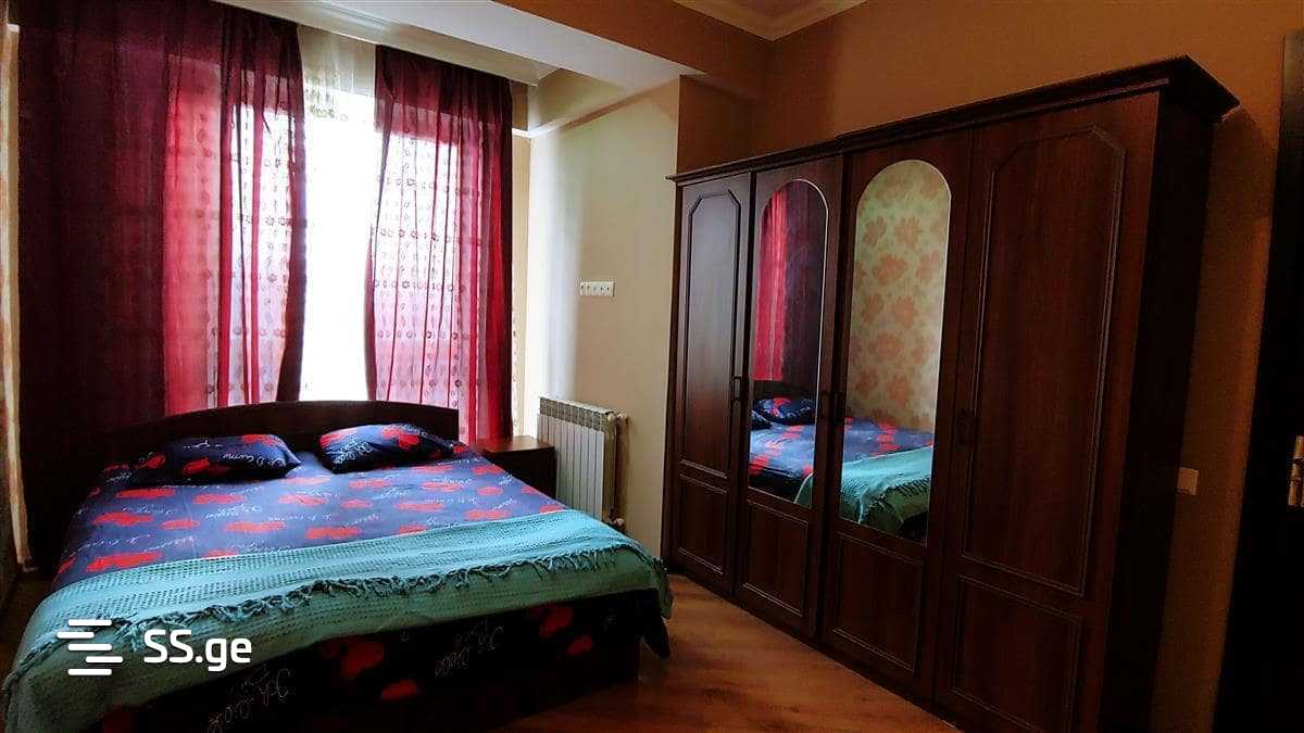 3 Room Flat Daily Rent. Didube view 8