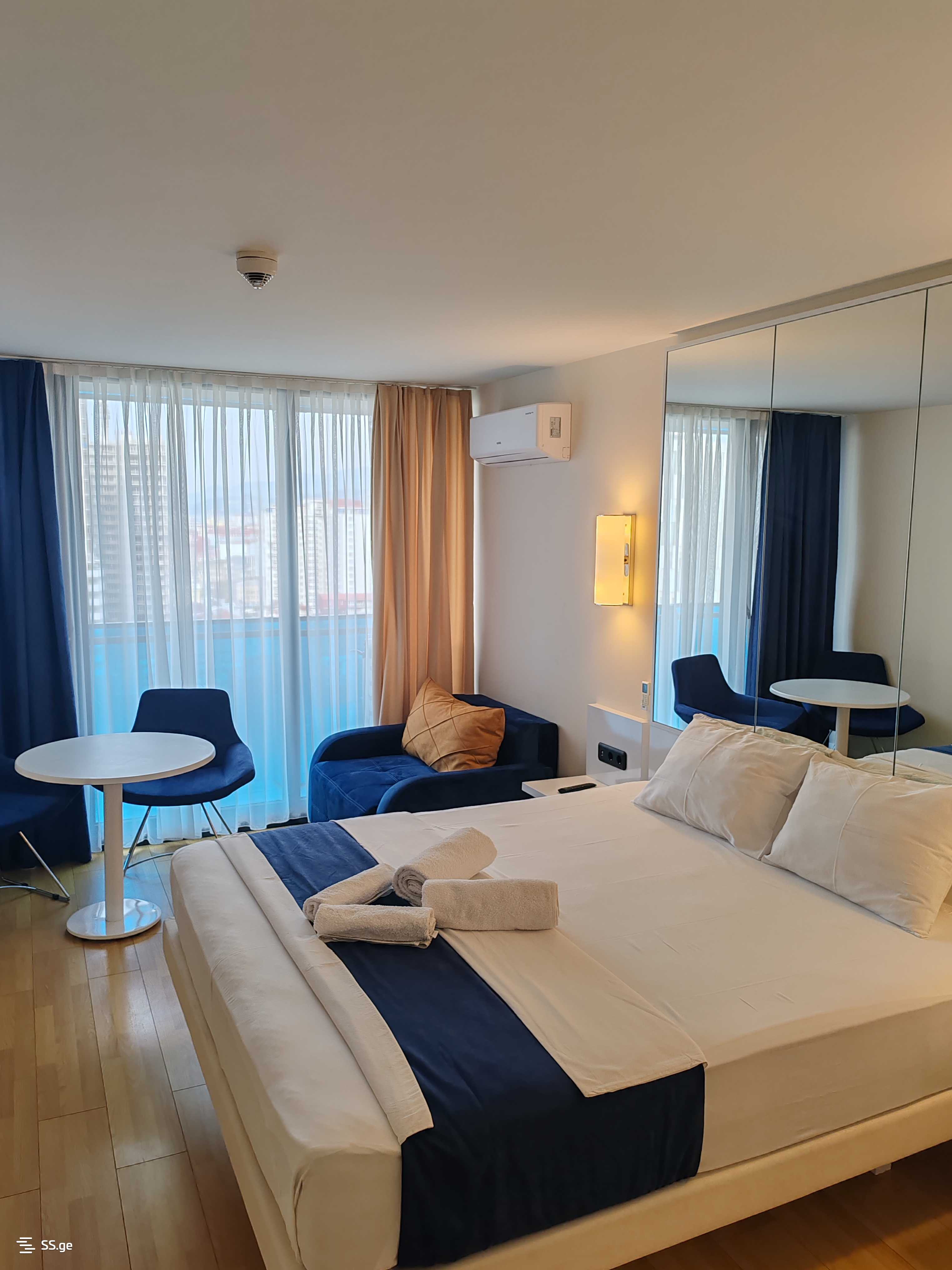 1 Room Flat Daily Rent. Batumi view 6