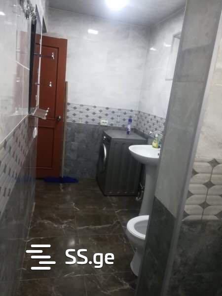 4 Room Private House For Rent. Zugdidi view 2
